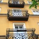 Ozdobne balkony na kamienicy rynku w Chojnicach - IMG 4725